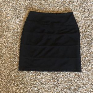 Forever 21 Black form-fitting mini-skirt